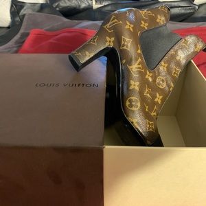Authentic Louis Vuitton ankle boots